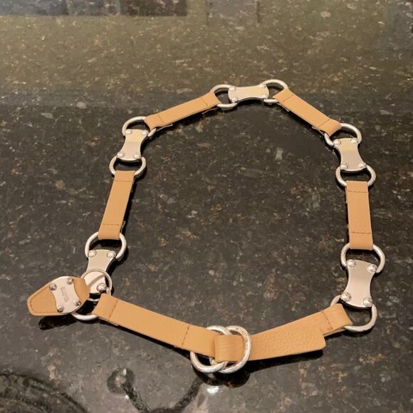 Michael Kors S/M Tan Leather Belt & Keychain main image 8